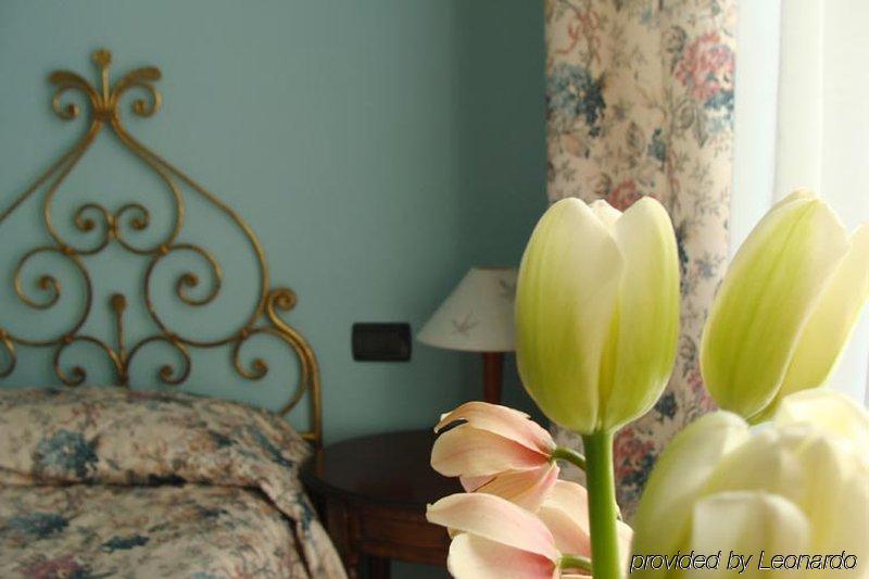 Couette-café Michelangelo 3*