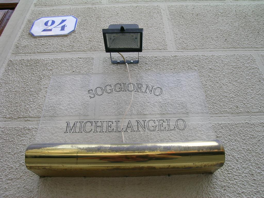 Michelangelo Couette-café Florence